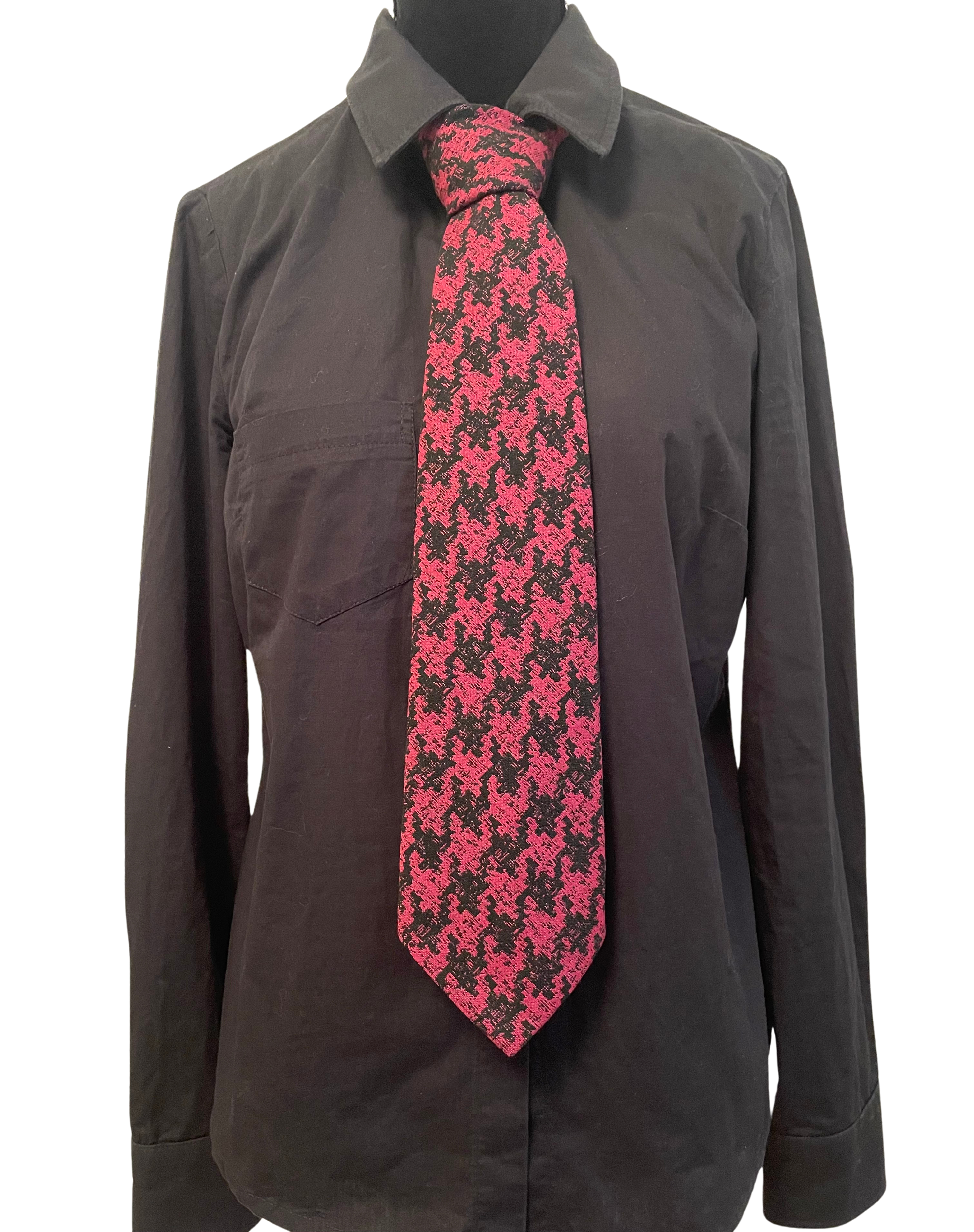 cravate rouge motif elna quinfil